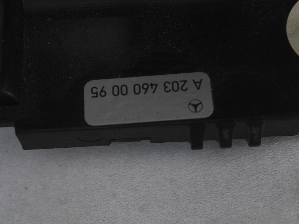 MONTA?NI DELI /  ARMATURNE PLOSCE SPODNJI OEM N. A2034600095 ORIGINAL REZERVNI DEL MERCEDES CLASSE C W203 BER/SW (2000 - 2007) BENZINA LETNIK 2000