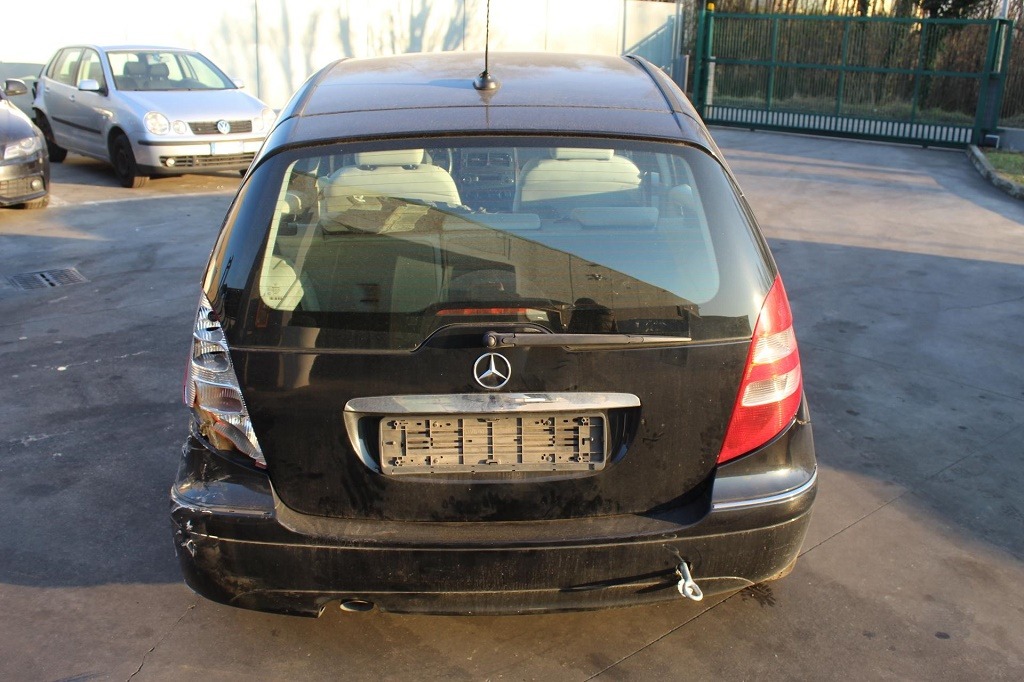 MERCEDES CLASSE A180 W169 2.0 D 80KW 6M 5P (2008) RICAMBI IN MAGAZZINO