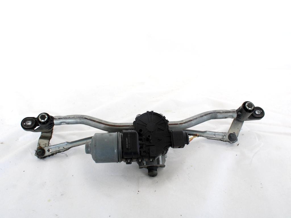 MOTORCEK PREDNJIH BRISALCEV OEM N. 50509396 ORIGINAL REZERVNI DEL ALFA ROMEO GIULIETTA 940 (2010 - 2020) BENZINA/GPL LETNIK 2013