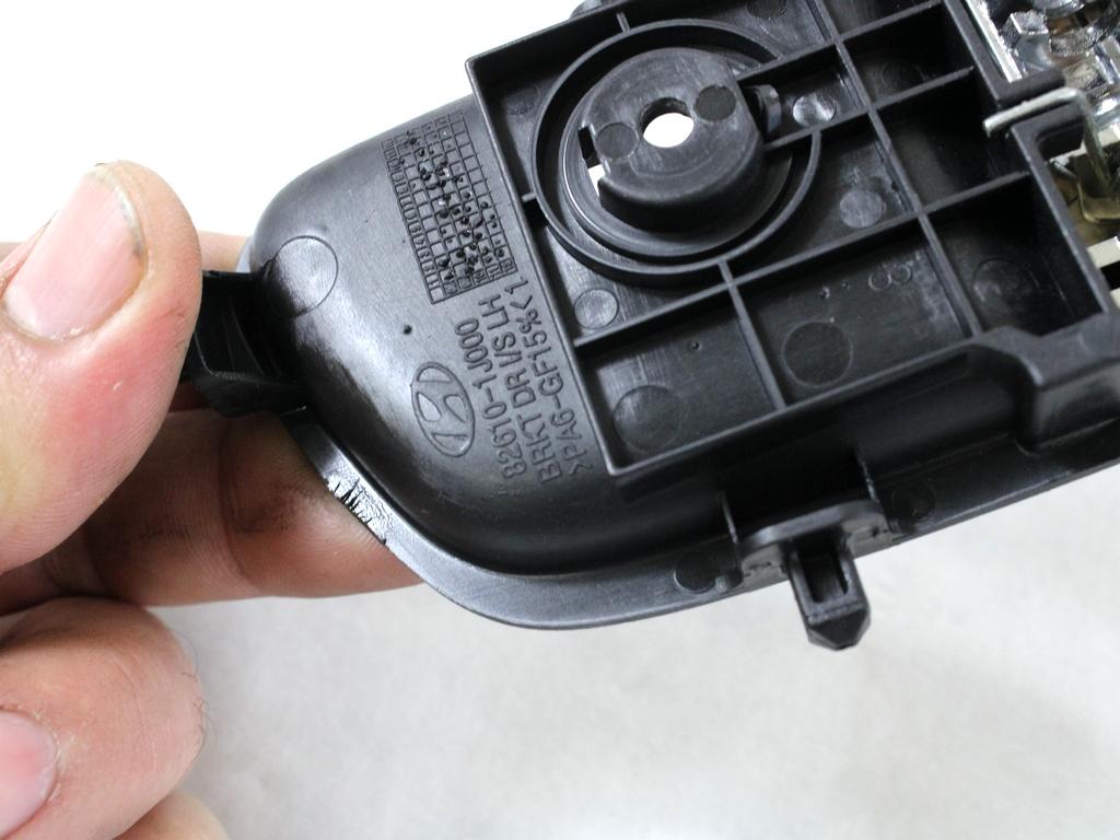 NOTRANJA KLJUKA  OEM N. 82610-1J000 ORIGINAL REZERVNI DEL HYUNDAI I20 PB PBT MK1 R (2012 - 2014) BENZINA LETNIK 2013