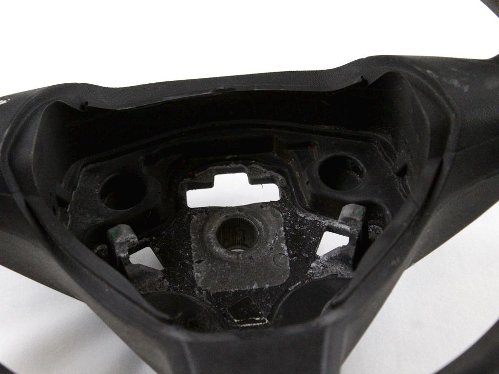 VOLAN OEM N. 71753252 ORIGINAL REZERVNI DEL FIAT PUNTO 199 MK3 (2011 - 2017)BENZINA LETNIK 2016