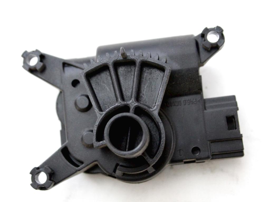 MOTORCEK OGREVANJA OEM N. A21000700 ORIGINAL REZERVNI DEL FIAT PUNTO 199 MK3 (2011 - 2017)BENZINA LETNIK 2016