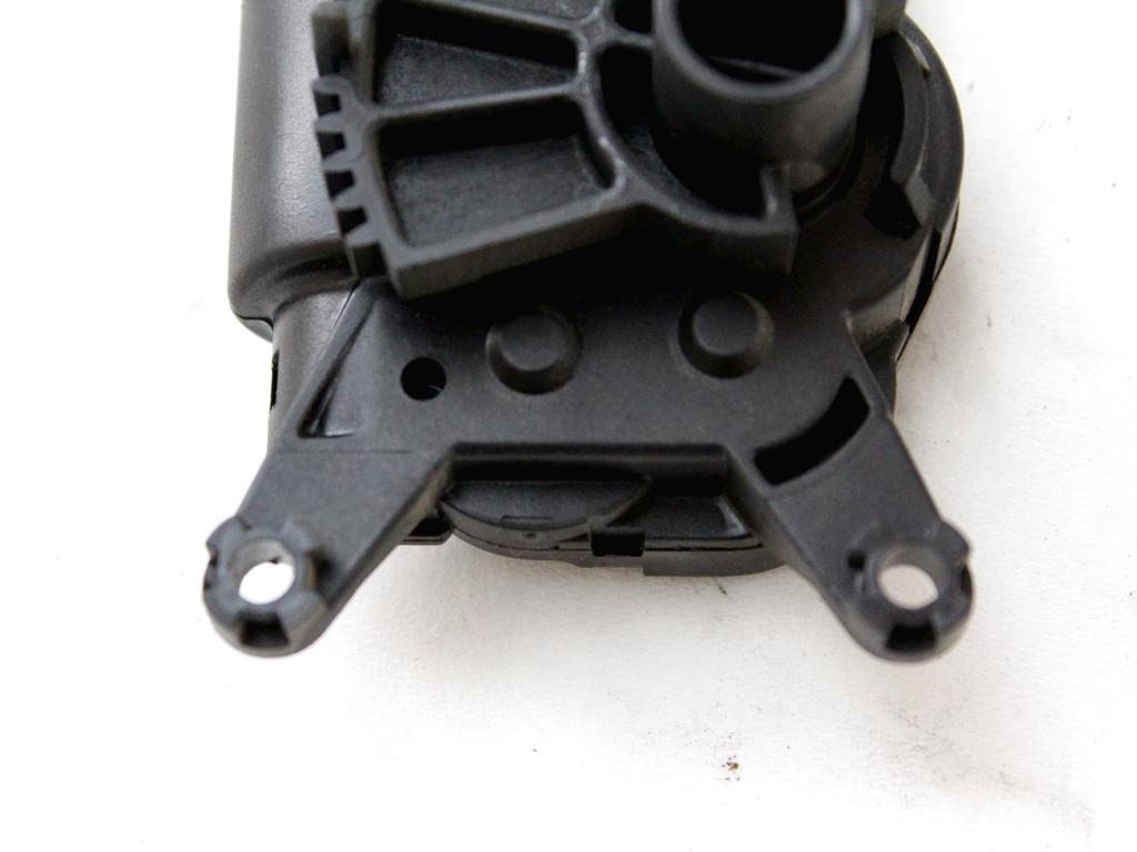 MOTORCEK OGREVANJA OEM N. A21000700 ORIGINAL REZERVNI DEL FIAT PUNTO 199 MK3 (2011 - 2017)BENZINA LETNIK 2016