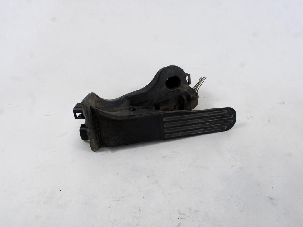 PEDALI OEM N. 1K1721503T ORIGINAL REZERVNI DEL VOLKSWAGEN GOLF VI 5K1 517 AJ5 MK6 (2008-2012) BENZINA LETNIK 2009