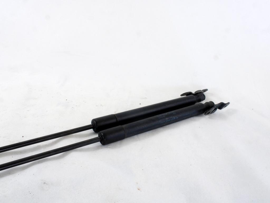 AMORTIZERJI PRTLJAZNIH VRAT  OEM N. 5K6827550B ORIGINAL REZERVNI DEL VOLKSWAGEN GOLF VI 5K1 517 AJ5 MK6 (2008-2012) BENZINA LETNIK 2009