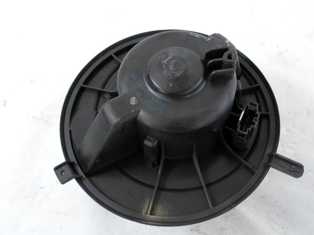 VENTILATOR  KABINE  OEM N. 1K1819015A ORIGINAL REZERVNI DEL VOLKSWAGEN GOLF VI 5K1 517 AJ5 MK6 (2008-2012) BENZINA LETNIK 2009