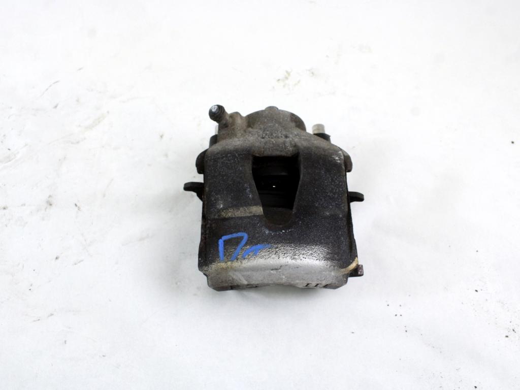 SPREDNJE DESNE ZAVORNE CELJUSTI  OEM N. 1K0615124D ORIGINAL REZERVNI DEL VOLKSWAGEN GOLF VI 5K1 517 AJ5 MK6 (2008-2012) BENZINA LETNIK 2009