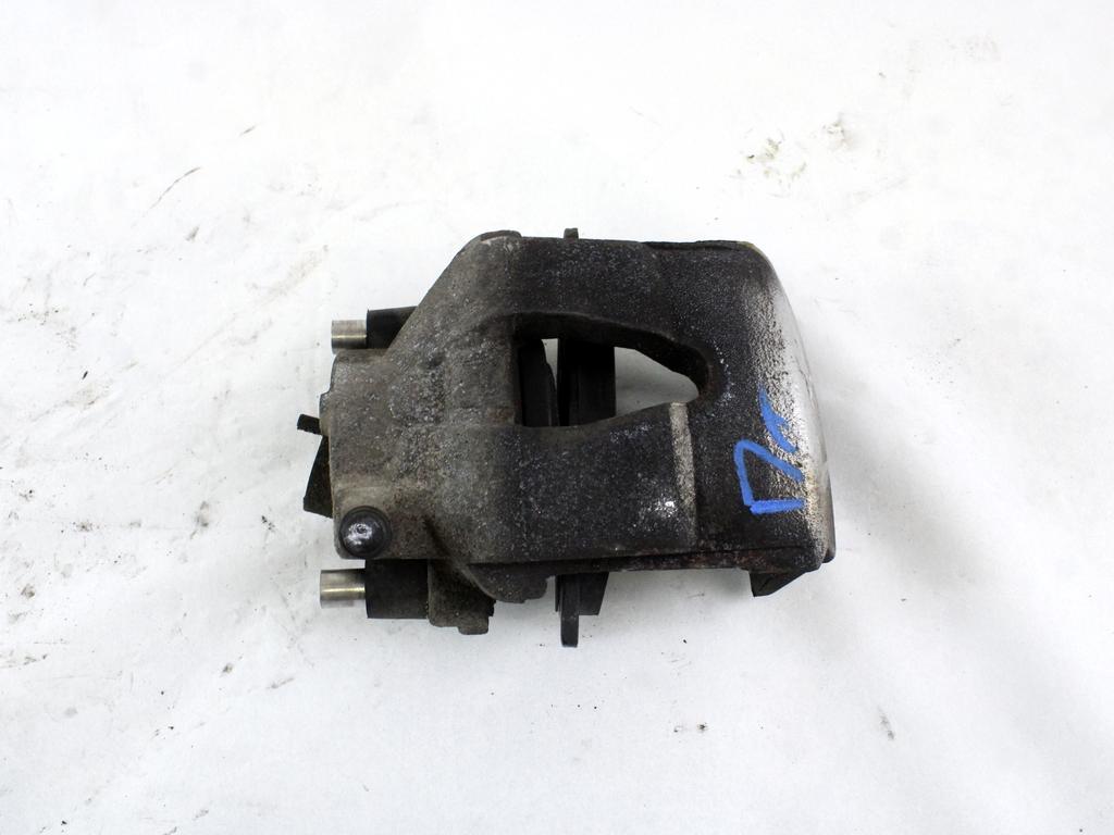 SPREDNJE DESNE ZAVORNE CELJUSTI  OEM N. 1K0615124D ORIGINAL REZERVNI DEL VOLKSWAGEN GOLF VI 5K1 517 AJ5 MK6 (2008-2012) BENZINA LETNIK 2009