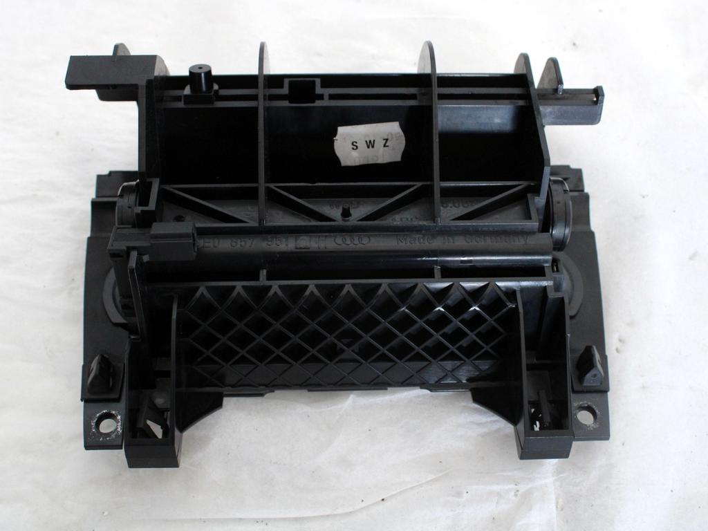 PEPELNIK / DRZALA ZA PIJACO OEM N. 8E0857951H ORIGINAL REZERVNI DEL AUDI A4 B7 8EC 8ED 8HE BER/SW/CABRIO (2004 - 2007) DIESEL LETNIK 2005