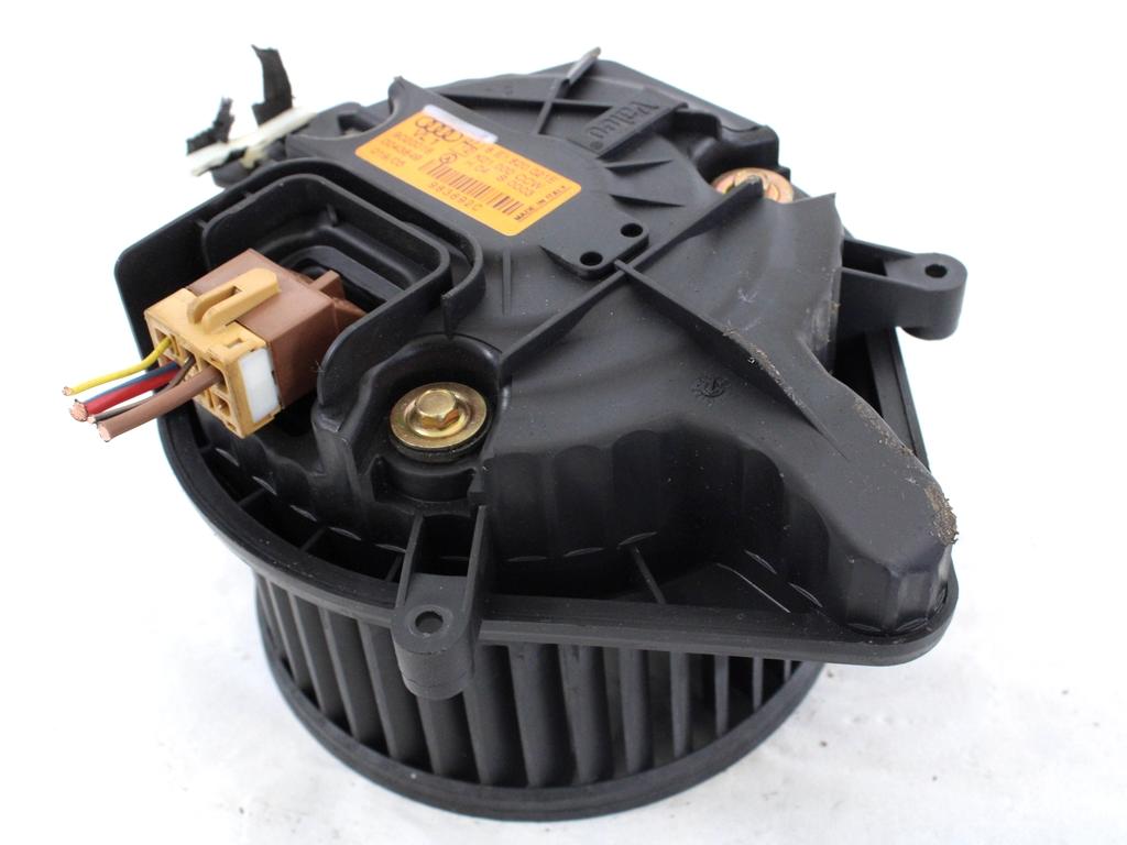 VENTILATOR  KABINE  OEM N. 8E1820021E ORIGINAL REZERVNI DEL AUDI A4 B7 8EC 8ED 8HE BER/SW/CABRIO (2004 - 2007) DIESEL LETNIK 2005