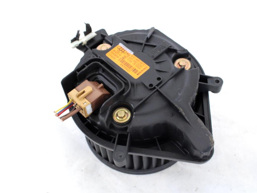 VENTILATOR  KABINE  OEM N. 8E1820021E ORIGINAL REZERVNI DEL AUDI A4 B7 8EC 8ED 8HE BER/SW/CABRIO (2004 - 2007) DIESEL LETNIK 2005