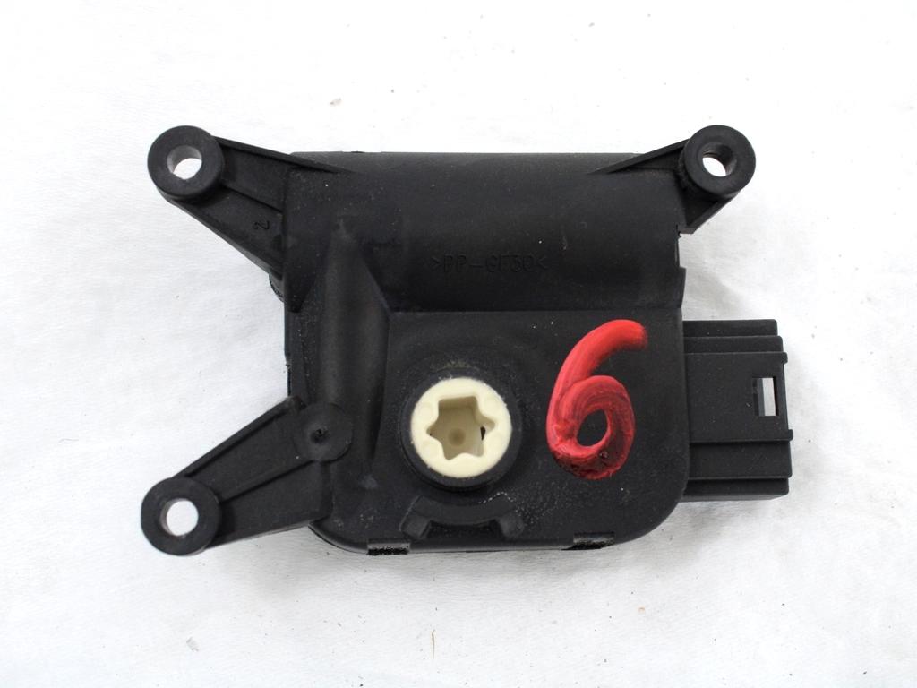 MOTORCEK OGREVANJA OEM N. 8E1820511C ORIGINAL REZERVNI DEL AUDI A4 B7 8EC 8ED 8HE BER/SW/CABRIO (2004 - 2007) DIESEL LETNIK 2005