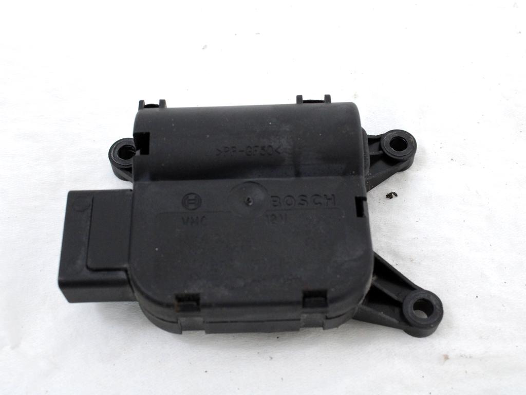 MOTORCEK OGREVANJA OEM N. 8E1820511C ORIGINAL REZERVNI DEL AUDI A4 B7 8EC 8ED 8HE BER/SW/CABRIO (2004 - 2007) DIESEL LETNIK 2005