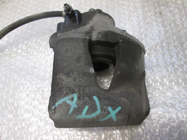 SPREDNJE DESNE ZAVORNE CELJUSTI  OEM N. 1K0615124E ORIGINAL REZERVNI DEL VOLKSWAGEN GOLF V 1K1 1K5 MK5 BER/SW (02/2004-11/2008) DIESEL LETNIK 2004