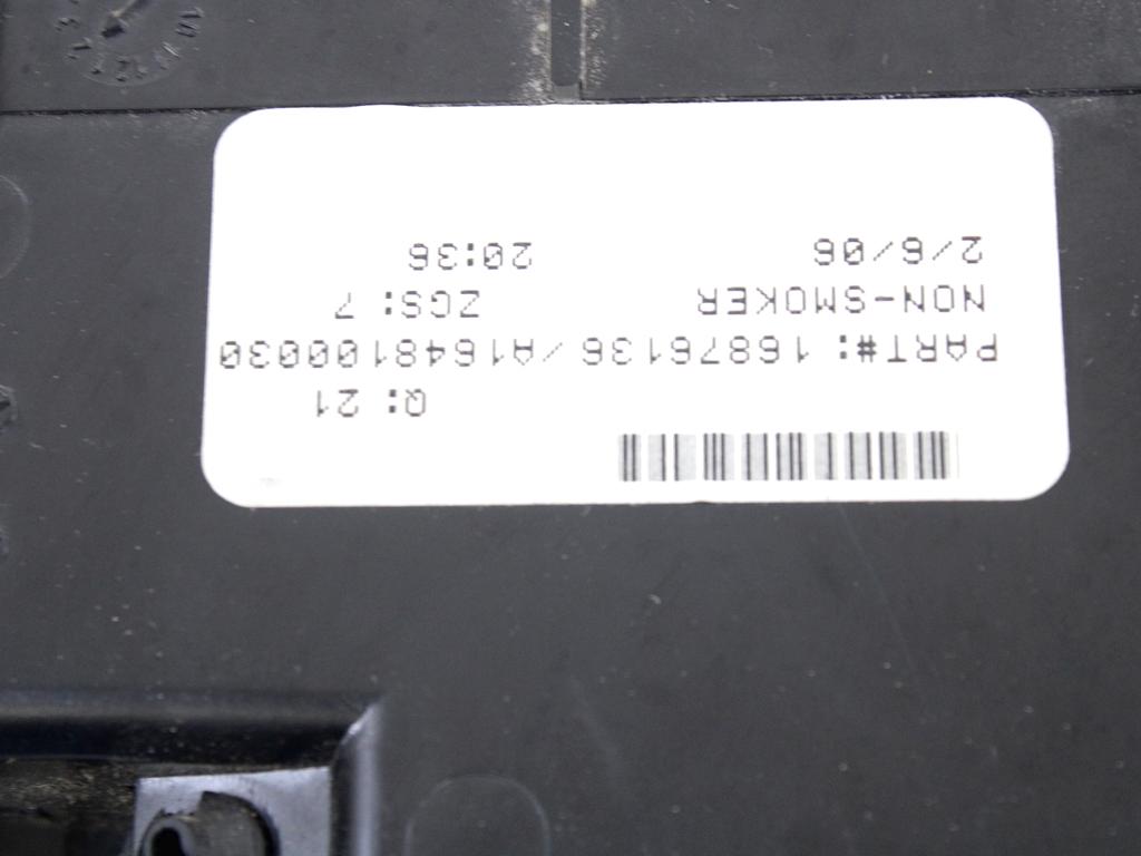 PEPELNIK / DRZALA ZA PIJACO OEM N. A1648100030 ORIGINAL REZERVNI DEL MERCEDES CLASSE ML W164 (2005-2008)DIESEL LETNIK 2006