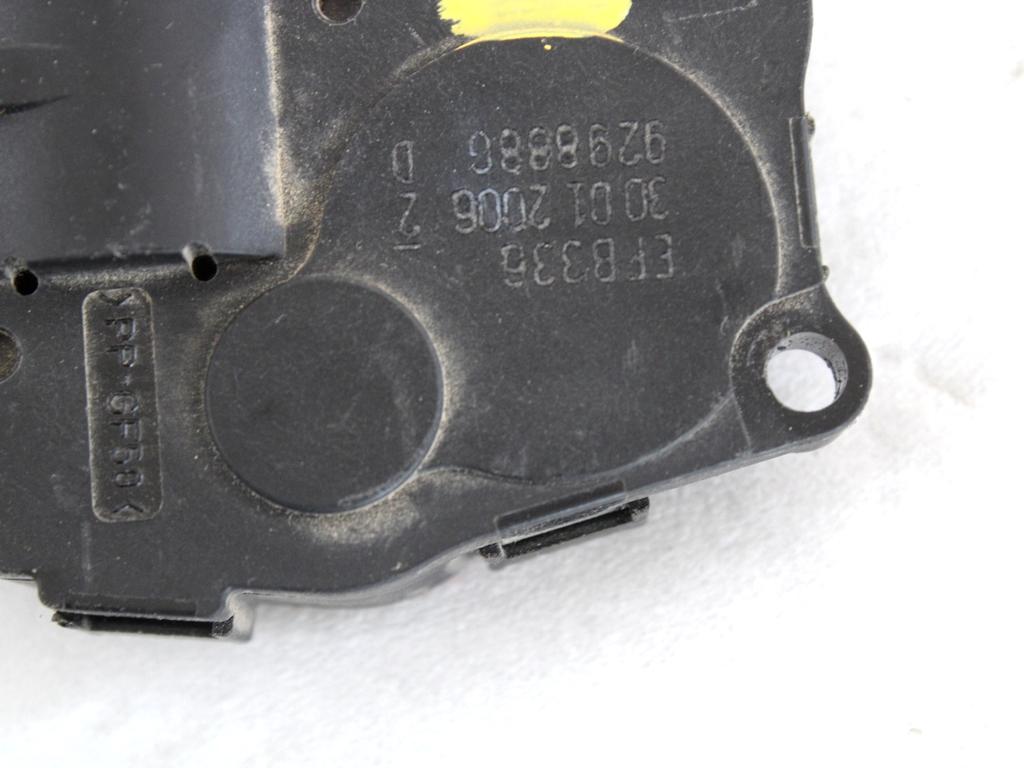 MOTORCEK OGREVANJA OEM N. 929888G ORIGINAL REZERVNI DEL MERCEDES CLASSE ML W164 (2005-2008)DIESEL LETNIK 2006