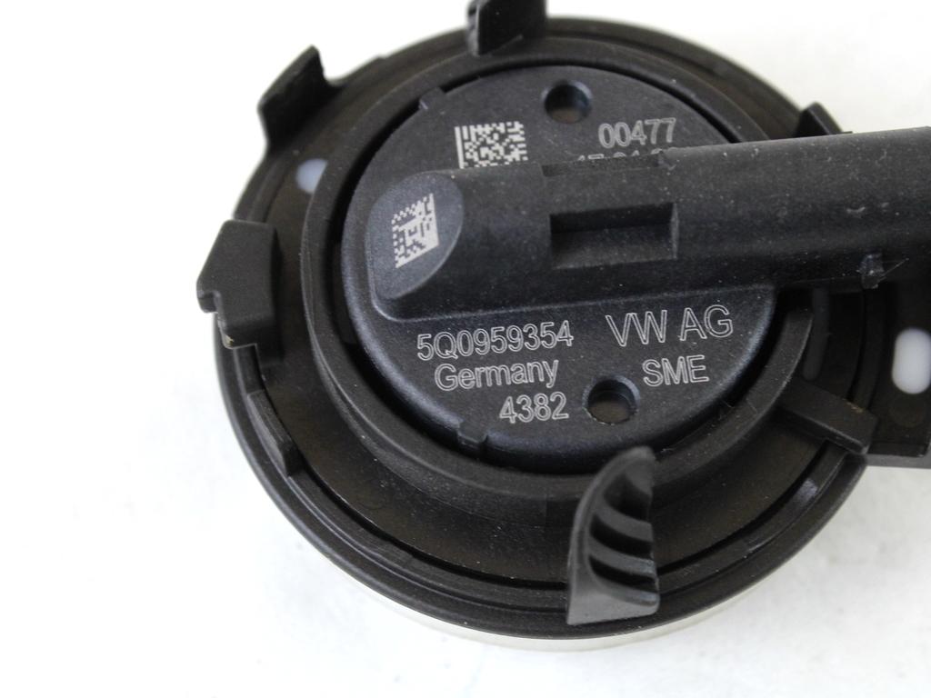 AIRBAG SENZOR OEM N. 5Q0959354A ORIGINAL REZERVNI DEL VOLKSWAGEN TIGUAN AD1 MK2 (2016-2020)DIESEL LETNIK 2020