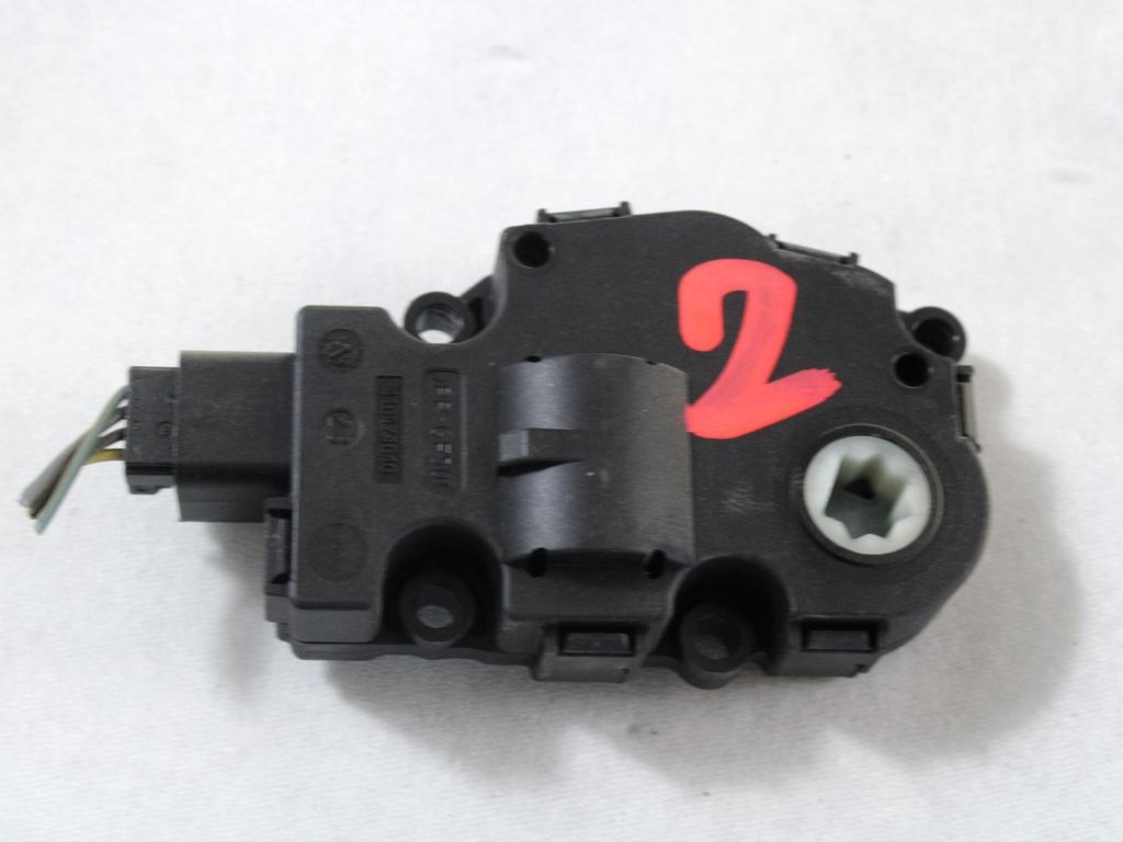 MOTORCEK OGREVANJA OEM N. 929888G ORIGINAL REZERVNI DEL MERCEDES CLASSE ML W164 (2005-2008)DIESEL LETNIK 2006