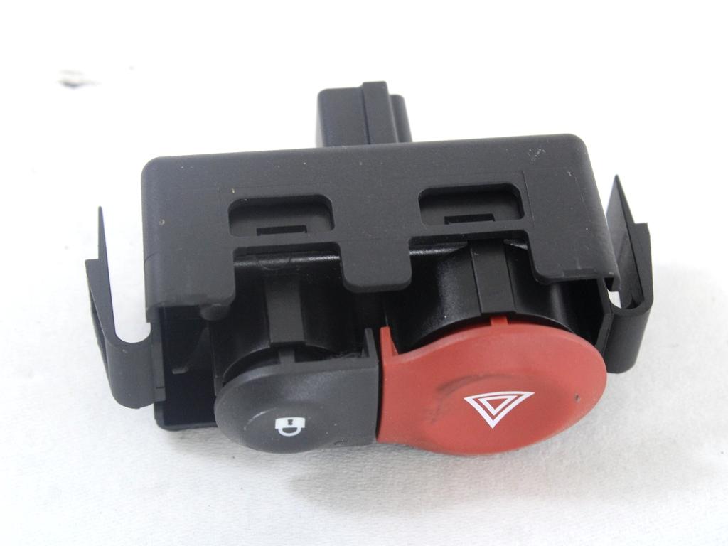 STIKALO VARNOSTNIH ZMIGAVCEV  OEM N. 8200214896 ORIGINAL REZERVNI DEL RENAULT CLIO BR0//1 CR0/1 KR0/1 MK3 R (05/2009 - 2013) BENZINA LETNIK 2010