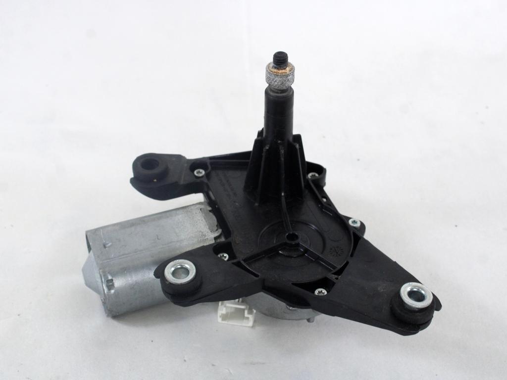 MOTORCEK ZADNJEGA BRISALCA OEM N. 8200311486 ORIGINAL REZERVNI DEL RENAULT CLIO BR0//1 CR0/1 KR0/1 MK3 R (05/2009 - 2013) BENZINA LETNIK 2010