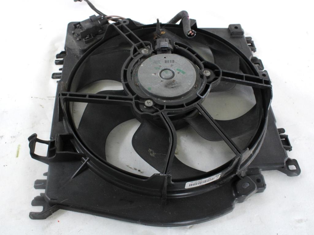 VENTILATOR HLADILNIKA OEM N. 8200966248 ORIGINAL REZERVNI DEL RENAULT CLIO BR0//1 CR0/1 KR0/1 MK3 R (05/2009 - 2013) BENZINA LETNIK 2010