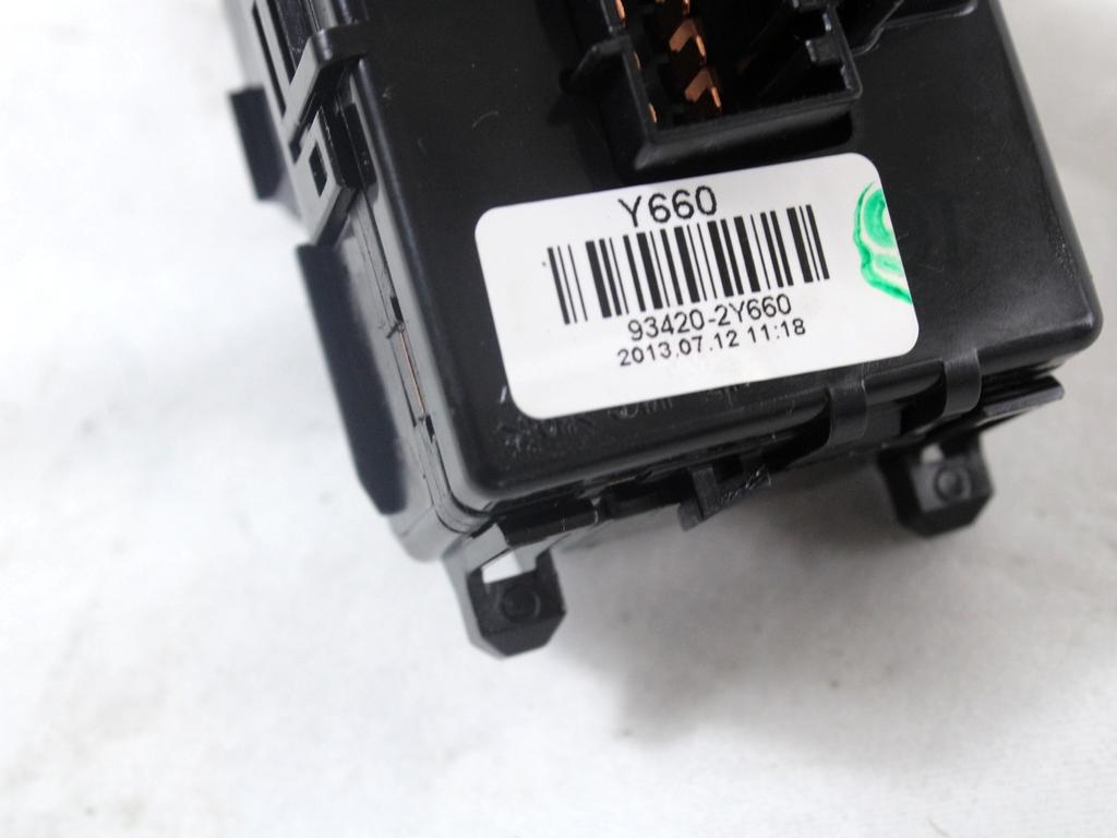 OBVOLANSKO STIKALO OEM N. 93420-2Y660 ORIGINAL REZERVNI DEL HYUNDAI IX35 LM EL ELH (2009 - 2015)DIESEL LETNIK 2013