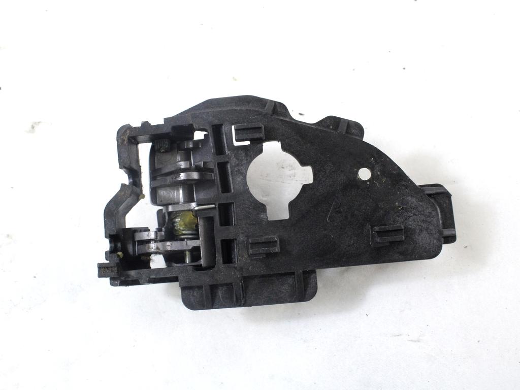 NOTRANJA KLJUKA  OEM N. 82623-28000 ORIGINAL REZERVNI DEL HYUNDAI IX35 LM EL ELH (2009 - 2015)DIESEL LETNIK 2013