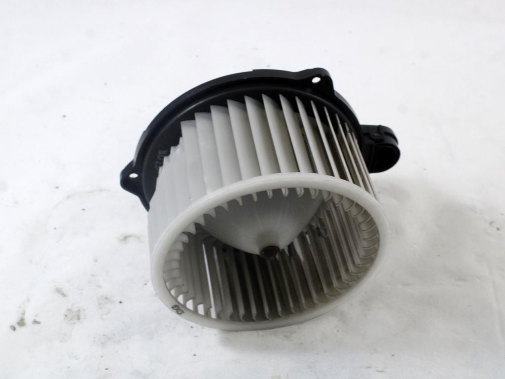 VENTILATOR  KABINE  OEM N. F00S3B2441 ORIGINAL REZERVNI DEL HYUNDAI IX35 LM EL ELH (2009 - 2015)DIESEL LETNIK 2013