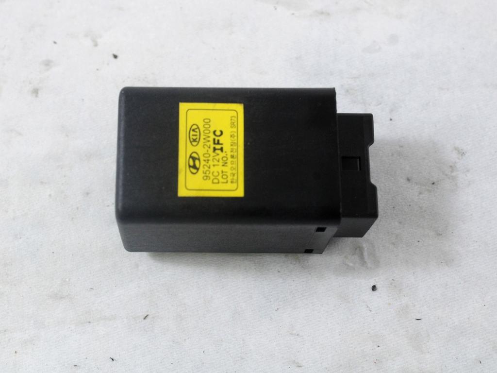 RELE' OEM N. 95240-2W000 ORIGINAL REZERVNI DEL HYUNDAI IX35 LM EL ELH (2009 - 2015)DIESEL LETNIK 2013