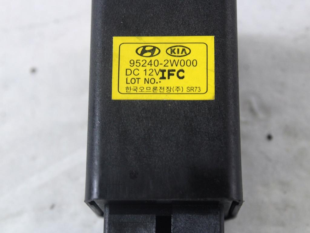 RELE' OEM N. 95240-2W000 ORIGINAL REZERVNI DEL HYUNDAI IX35 LM EL ELH (2009 - 2015)DIESEL LETNIK 2013