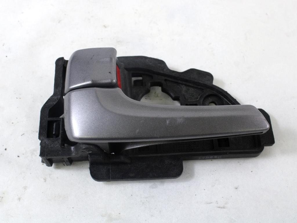 NOTRANJA KLJUKA  OEM N. 82613-2S000 ORIGINAL REZERVNI DEL HYUNDAI IX35 LM EL ELH (2009 - 2015)DIESEL LETNIK 2013