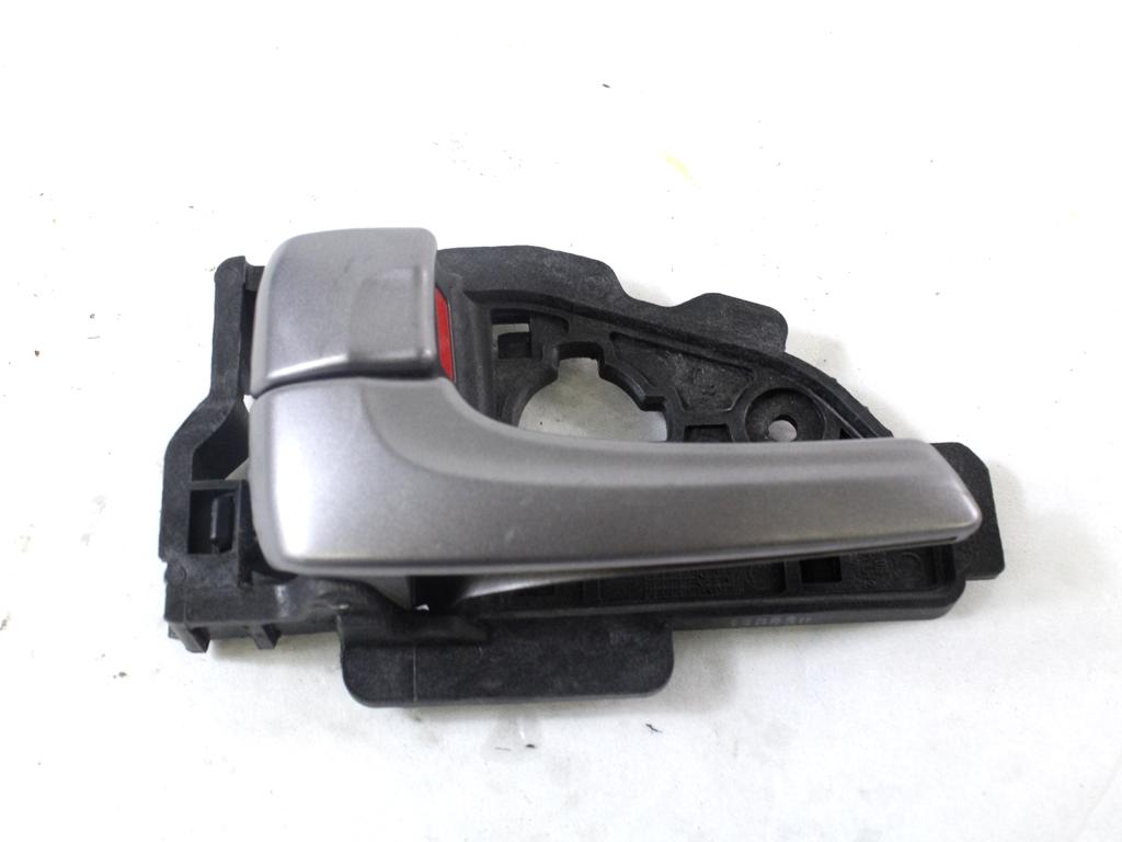 NOTRANJA KLJUKA  OEM N. 82613-2S000 ORIGINAL REZERVNI DEL HYUNDAI IX35 LM EL ELH (2009 - 2015)DIESEL LETNIK 2013