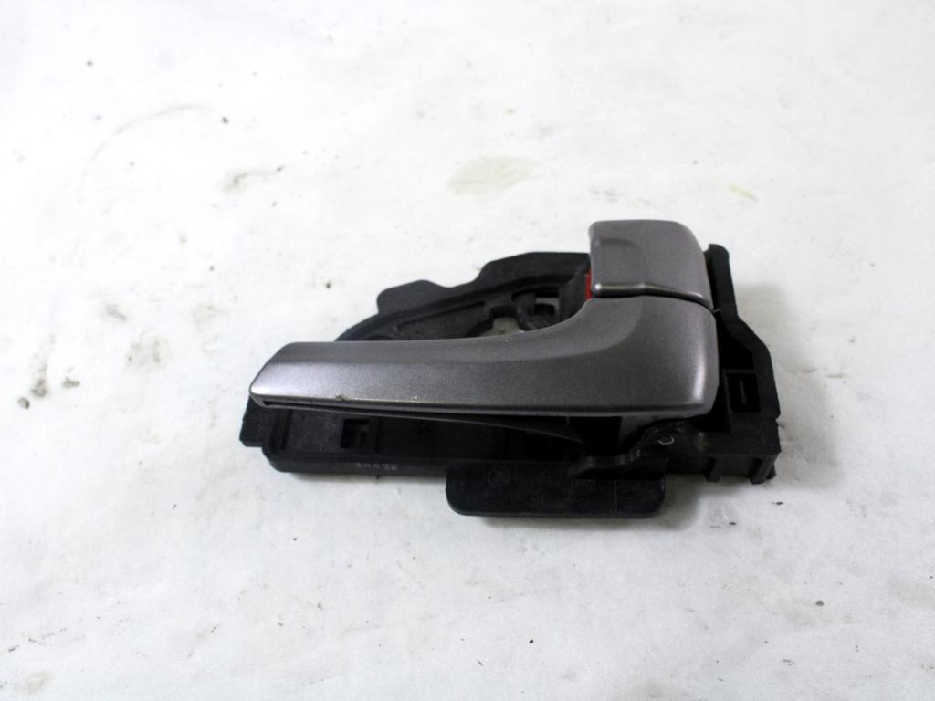 NOTRANJA KLJUKA  OEM N. 82623-2S000 ORIGINAL REZERVNI DEL HYUNDAI IX35 LM EL ELH (2009 - 2015)DIESEL LETNIK 2013