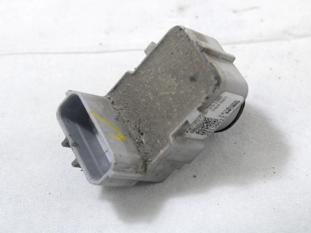 PARKIRNI SENZORJI OEM N. 95720-2S100 ORIGINAL REZERVNI DEL HYUNDAI IX35 LM EL ELH (2009 - 2015)DIESEL LETNIK 2013