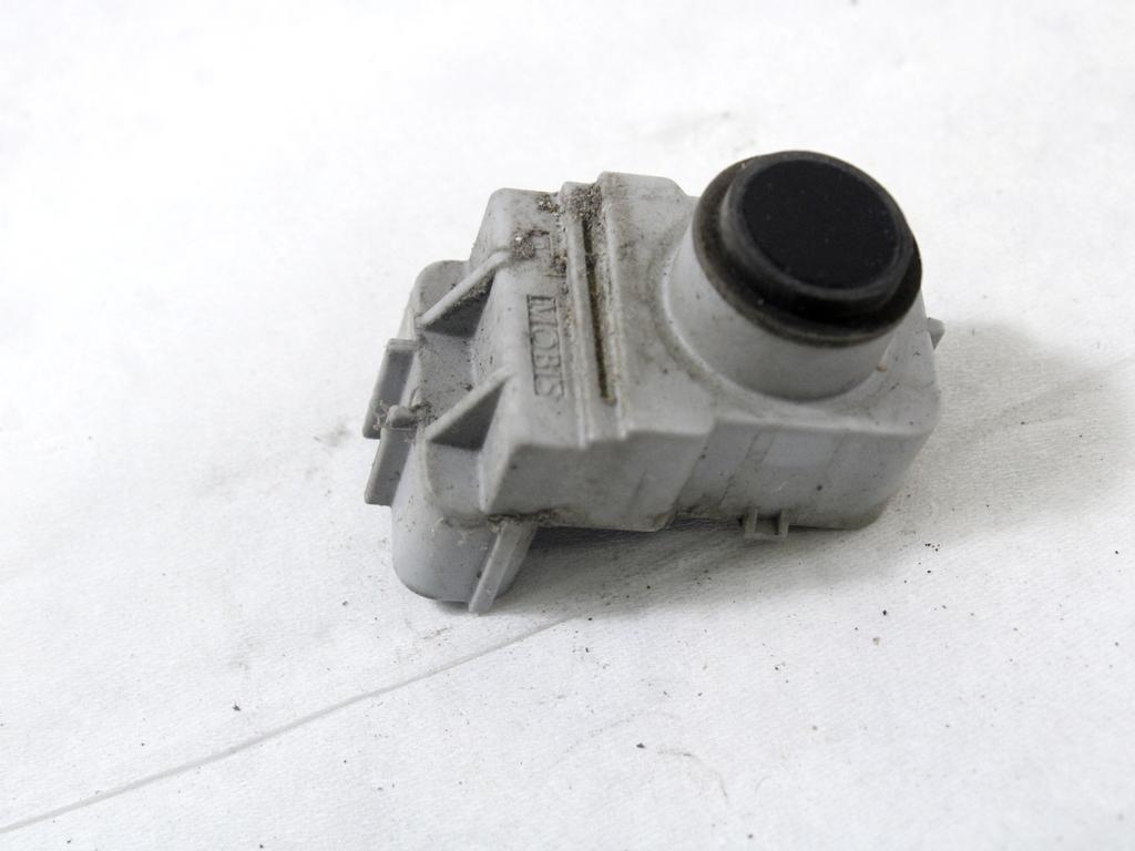 PARKIRNI SENZORJI OEM N. 95720-2S100 ORIGINAL REZERVNI DEL HYUNDAI IX35 LM EL ELH (2009 - 2015)DIESEL LETNIK 2013