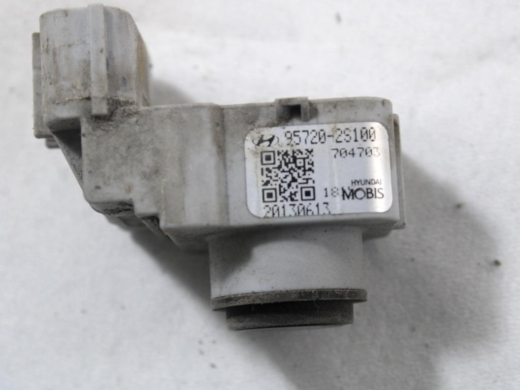 PARKIRNI SENZORJI OEM N. 95720-2S100 ORIGINAL REZERVNI DEL HYUNDAI IX35 LM EL ELH (2009 - 2015)DIESEL LETNIK 2013