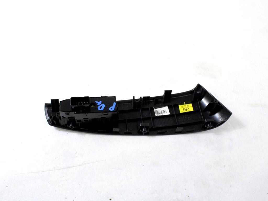 ZADNJE STIKALO OEM N. 93580-2S8109P ORIGINAL REZERVNI DEL HYUNDAI IX35 LM EL ELH (2009 - 2015)DIESEL LETNIK 2013