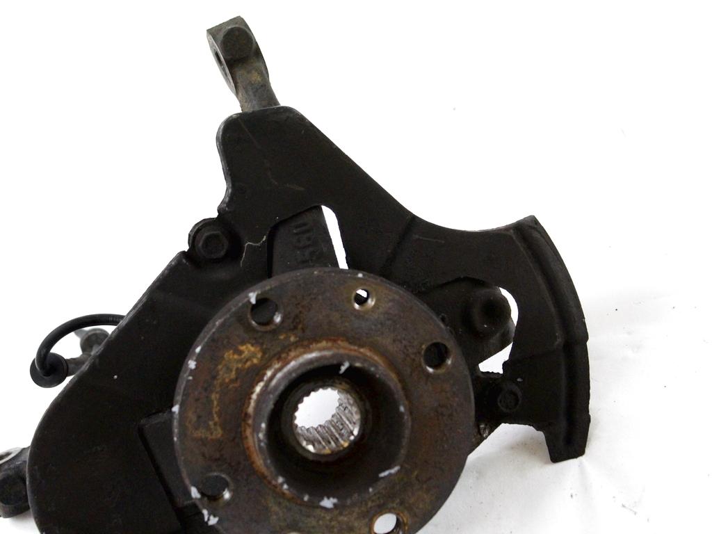 LEVI VRTLJIVI LEZAJ / PESTO KOLESA Z LEZAJEM SPREDAJ OEM N. 51857219 ORIGINAL REZERVNI DEL FIAT PANDA 169 (2003 - 08/2009) BENZINA LETNIK 2006