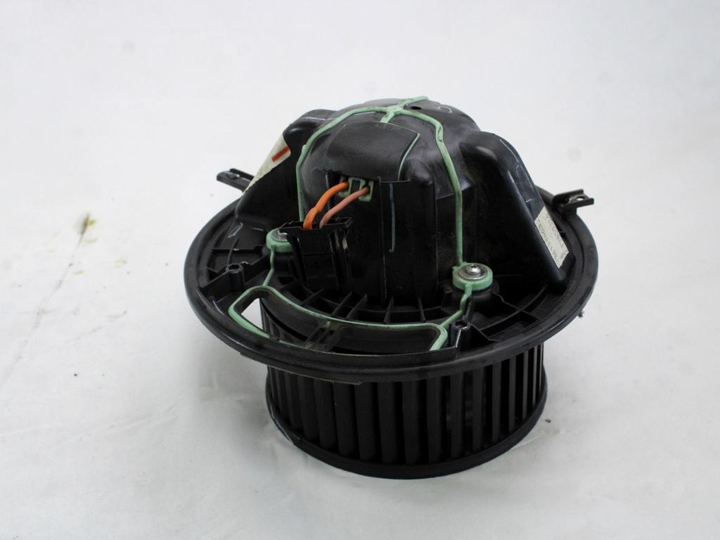 VENTILATOR  KABINE  OEM N. 64119227670 ORIGINAL REZERVNI DEL BMW X3 F25 (2010 - 2017)DIESEL LETNIK 2013