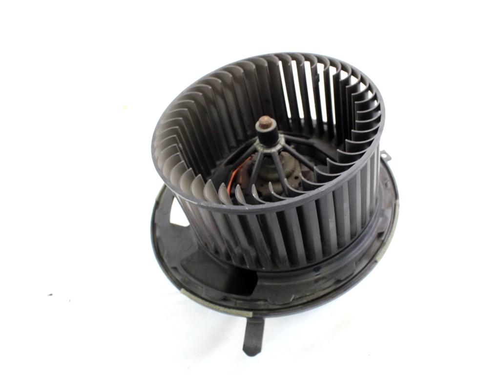 VENTILATOR  KABINE  OEM N. 64119227670 ORIGINAL REZERVNI DEL BMW X3 F25 (2010 - 2017)DIESEL LETNIK 2013