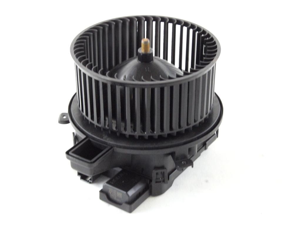 VENTILATOR  KABINE  OEM N. 4M1820021C ORIGINAL REZERVNI DEL AUDI Q5 80A R (DAL 2021)DIESEL LETNIK 2021