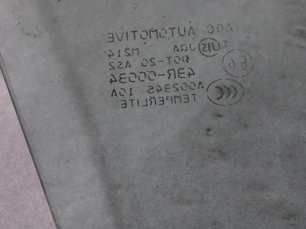 STEKLO SPREDNJIH DESNIH VRAT OEM N. 8450178K00000 ORIGINAL REZERVNI DEL SUZUKI GRAND VITARA JT TE TD MK2 (2006 - 2015)DIESEL LETNIK 2013