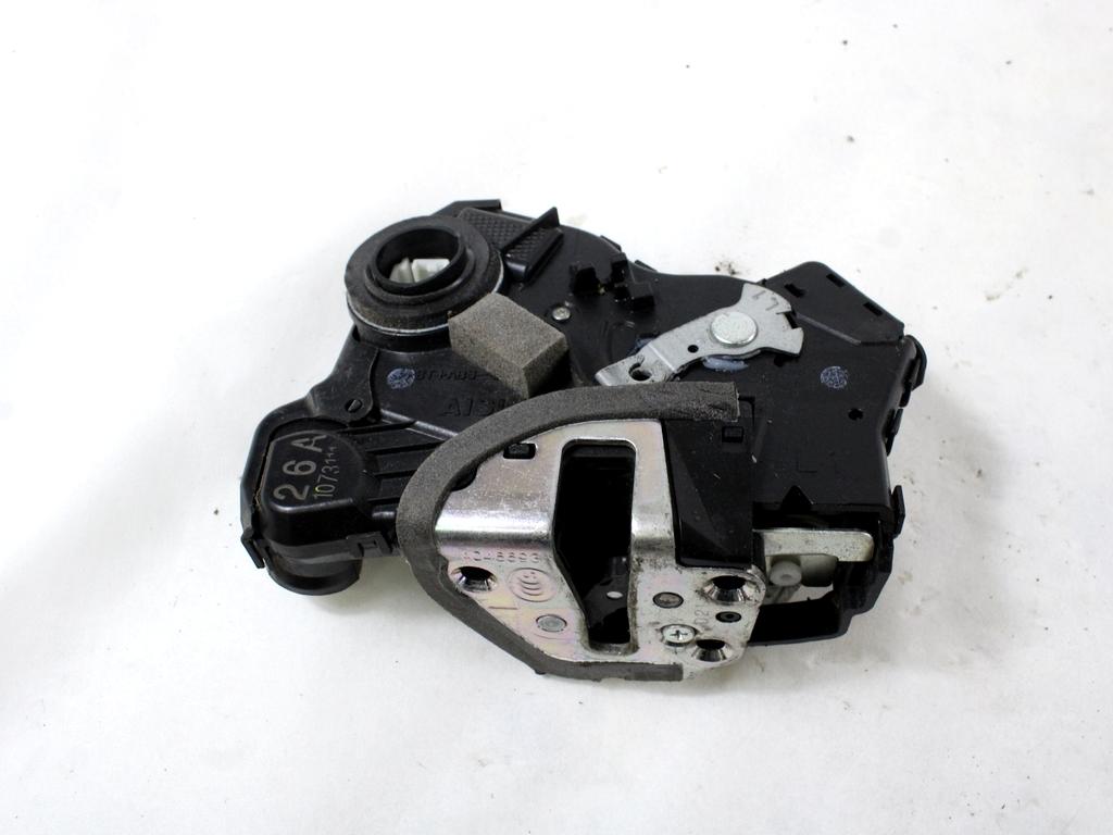 CENTRALNO ZAKLEPANJE PREDNIH LEVIH VRAT OEM N. 8225065J11000 ORIGINAL REZERVNI DEL SUZUKI GRAND VITARA JT TE TD MK2 (2006 - 2015)DIESEL LETNIK 2013