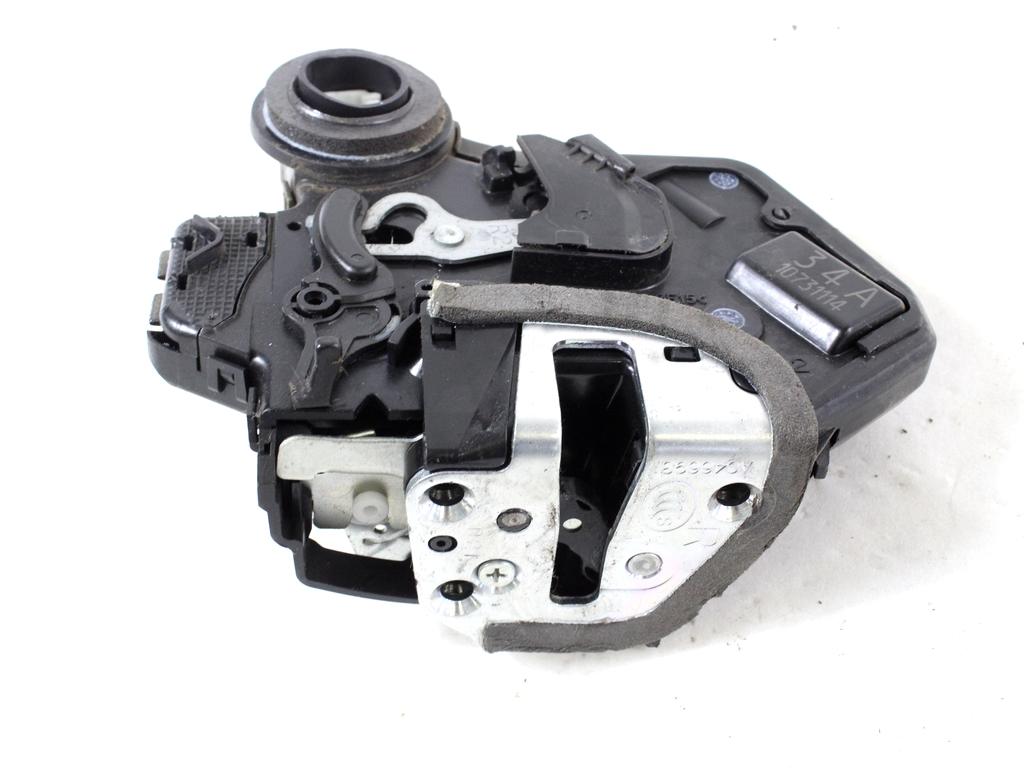 CENTRALNO ZAKLEPANJE ZADNJIH DESNIH VRAT OEM N. 8231065J11000 ORIGINAL REZERVNI DEL SUZUKI GRAND VITARA JT TE TD MK2 (2006 - 2015)DIESEL LETNIK 2013