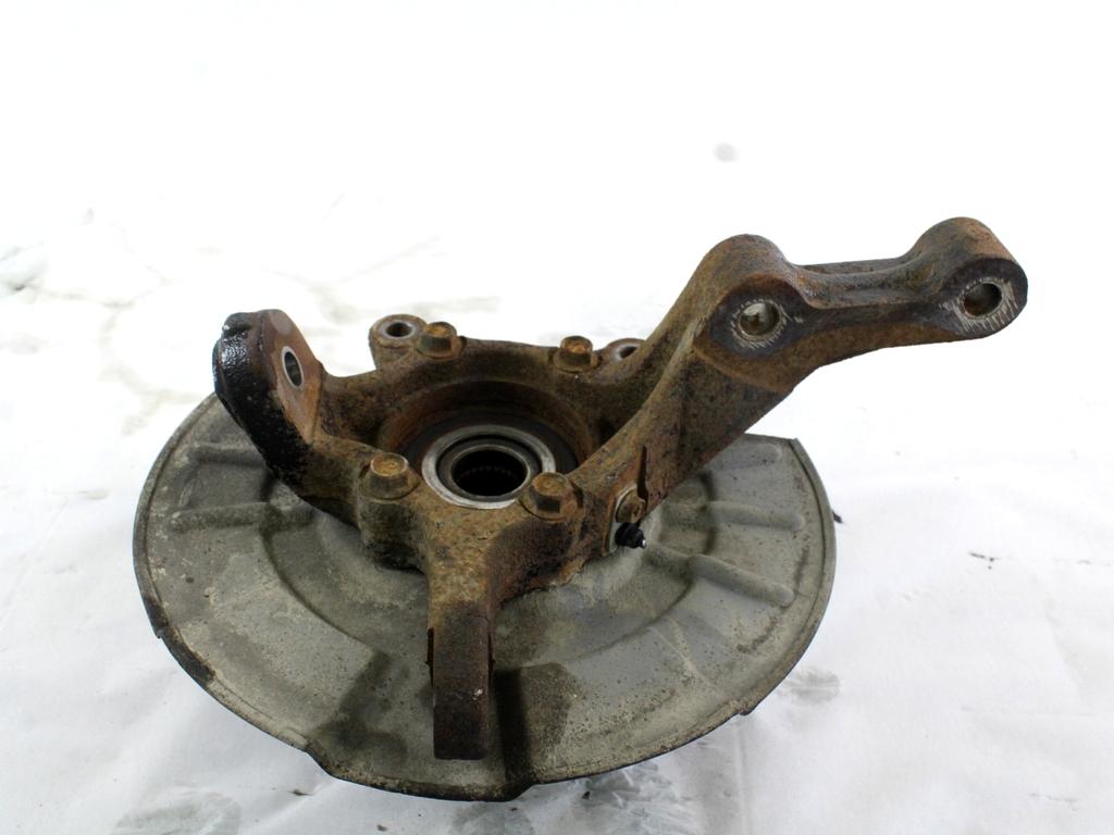 LEVI VRTLJIVI LEZAJ / PESTO KOLESA Z LEZAJEM SPREDAJ OEM N. 4515165J00000 ORIGINAL REZERVNI DEL SUZUKI GRAND VITARA JT TE TD MK2 (2006 - 2015)DIESEL LETNIK 2013