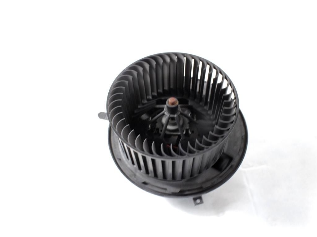 VENTILATOR  KABINE  OEM N. A1698200642 ORIGINAL REZERVNI DEL MERCEDES CLASSE A W169 5P C169 3P R (05/2008 - 2012) DIESEL LETNIK 2008