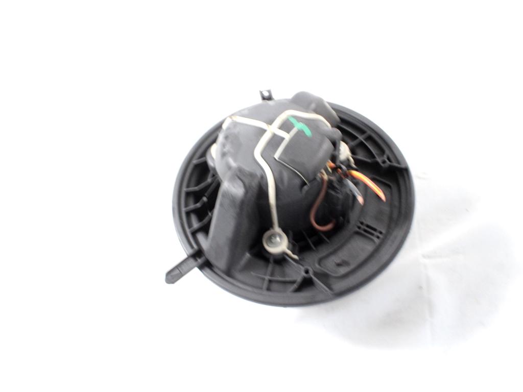 VENTILATOR  KABINE  OEM N. A1698200642 ORIGINAL REZERVNI DEL MERCEDES CLASSE A W169 5P C169 3P R (05/2008 - 2012) DIESEL LETNIK 2008