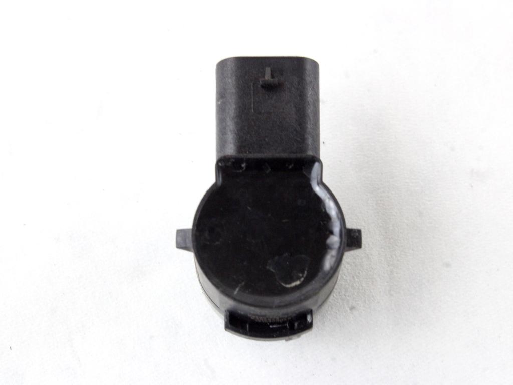 PARKIRNI SENZORJI OEM N. 5Q0919275B ORIGINAL REZERVNI DEL AUDI Q5 80A R (DAL 2021)DIESEL LETNIK 2021