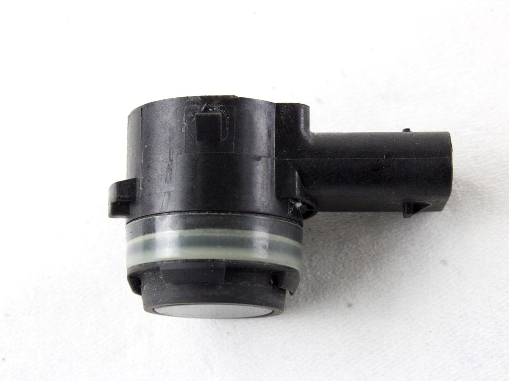 PARKIRNI SENZORJI OEM N. 5Q0919275B ORIGINAL REZERVNI DEL AUDI Q5 80A R (DAL 2021)DIESEL LETNIK 2021