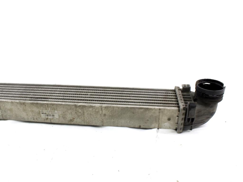 HLADILNIK INTERCOOLER OEM N. A1695000000 ORIGINAL REZERVNI DEL MERCEDES CLASSE A W169 5P C169 3P R (05/2008 - 2012) DIESEL LETNIK 2008